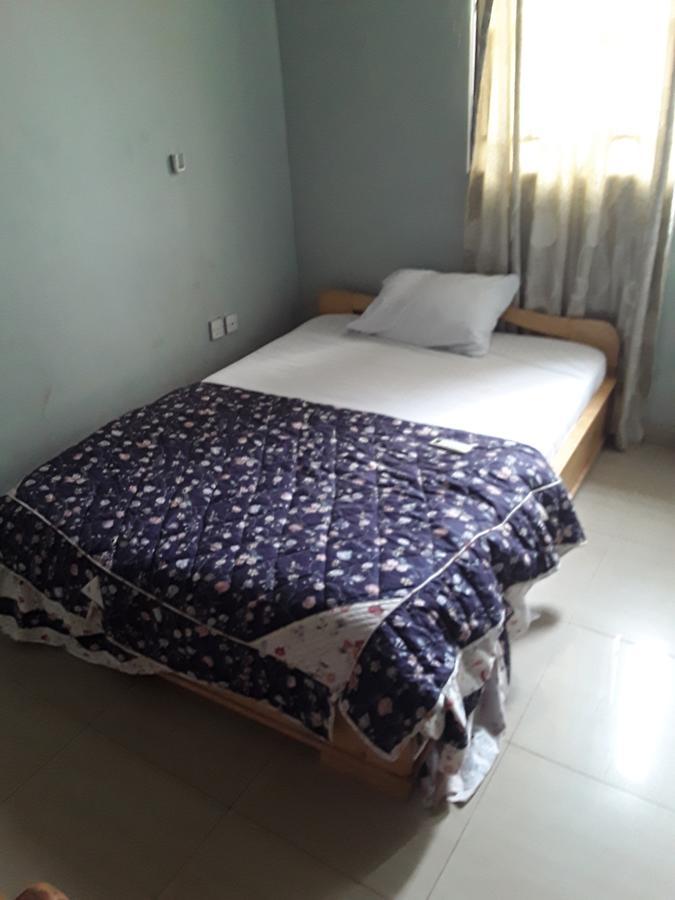Bizay Hotel Sunyani Экстерьер фото